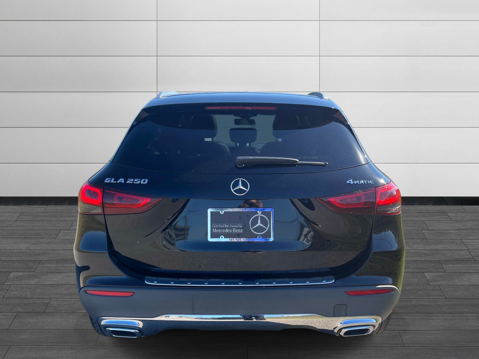 Used 2021 Mercedes-Benz GLA 250 4MATIC image 4