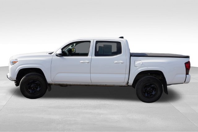 Used 2023 Toyota Tacoma SR AWD/4WD image 11
