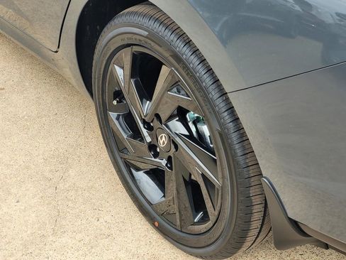 New 2026 Hyundai Elantra SEL Sport Premium FWD image 5