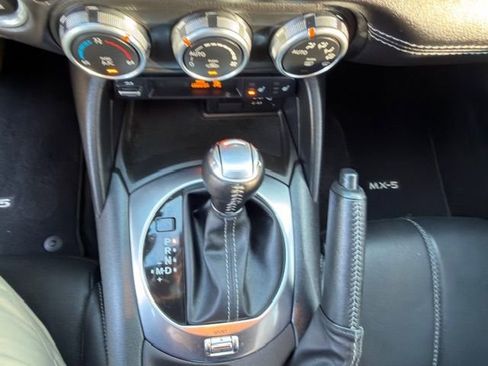 Used 2023 MAZDA MX-5 Miata Grand Touring image 5
