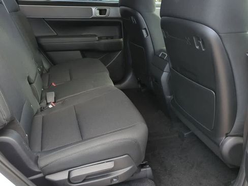 New 2026 Hyundai Santa Fe SE FWD image 21