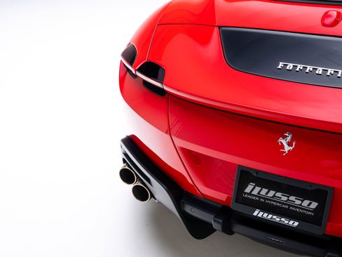 Used 2025 Ferrari Roma Spider image 18