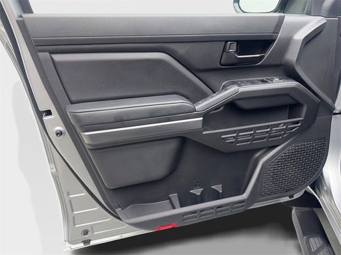 Used 2025 Toyota Tacoma SR5 image 32