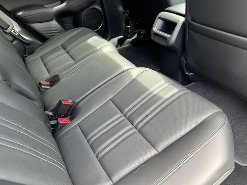 Used 2025 Honda HR-V EX-L image 18