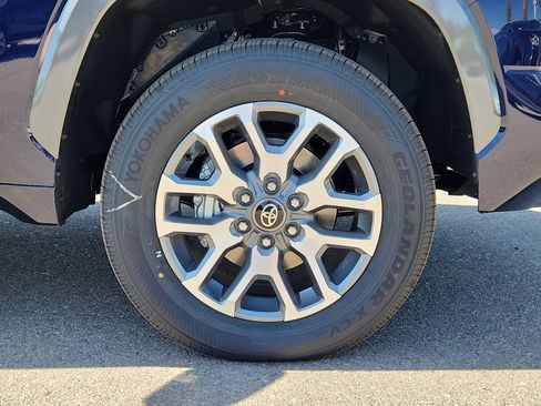 New 2026 Toyota Tundra 1794 Edition w/ Tow Tech Package AWD/4WD image 16