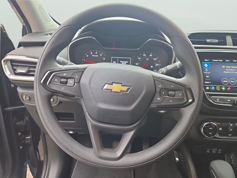 Used 2023 Chevrolet TrailBlazer LT w/ Convenience Package image 30