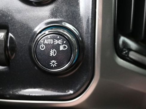 Used 2018 Chevrolet Silverado 1500 LT image 22