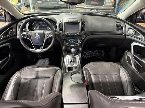 Used 2017 Buick Regal Sport Touring FWD image 22