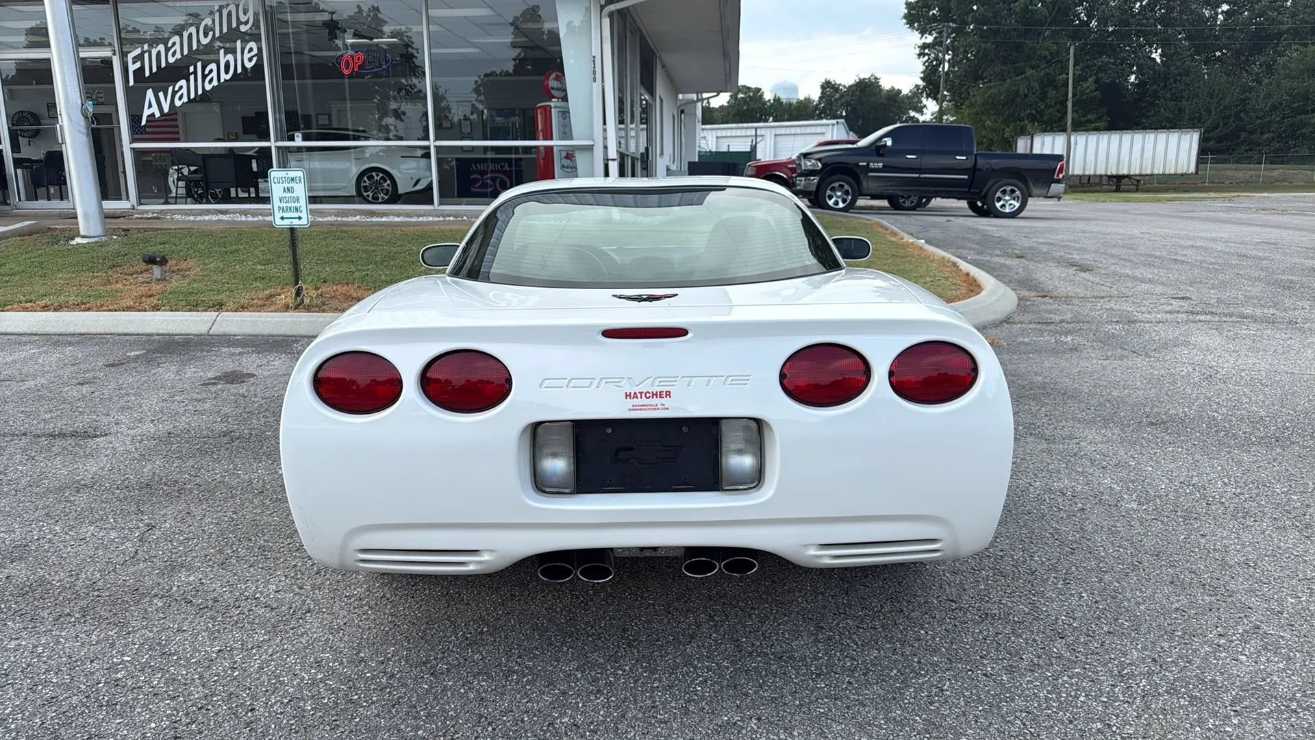 Used 2002 Chevrolet Corvette Coupe w/ Preferred Equipment Group2 RWD image 5