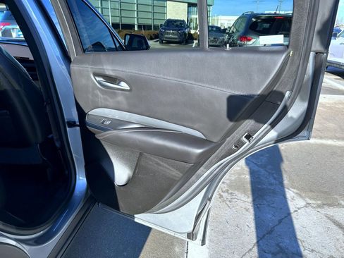 Used 2024 Cadillac XT4 Premium Luxury image 17