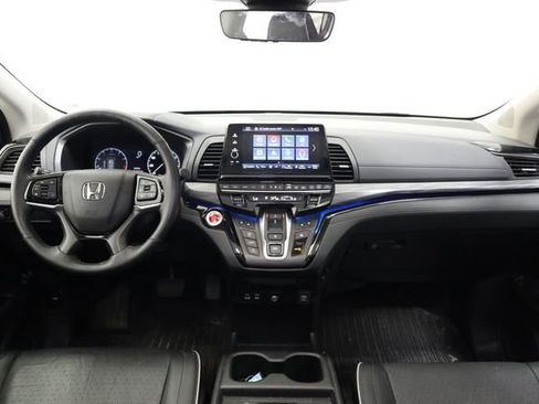 Used 2025 Honda Odyssey Elite image 13