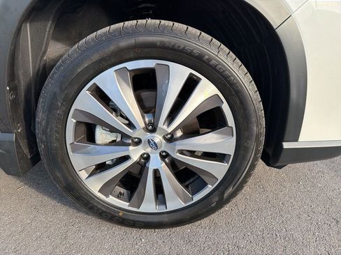 Used 2022 Subaru Ascent Limited w/ Technology Package image 15