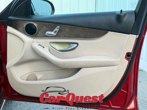 Used 2016 Mercedes-Benz C 300 Sedan w/ Surround View Package image 19