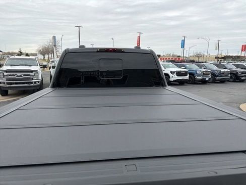 Used 2024 Ford F350 Platinum w/ Tremor Off-Road Package AWD/4WD image 33