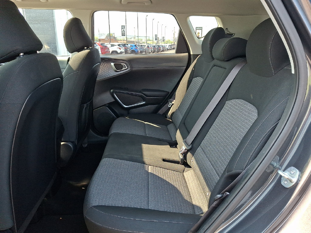 Used 2023 Kia Soul EX FWD image 10