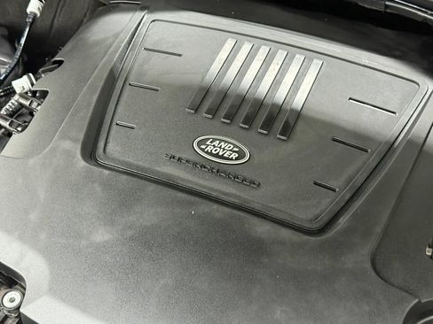 Used 2018 Land Rover Range Rover Velar R-Dynamic SE image 66