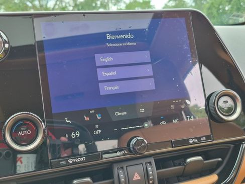 Used 2025 Lexus NX 350 AWD w/ Accessory Package (Z2) image 7