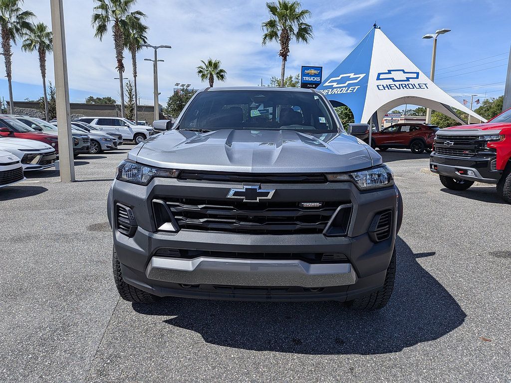 Certified 2025 Chevrolet Colorado Trail Boss AWD/4WD image 8