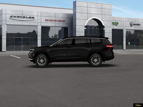 New 2026 Jeep Grand Cherokee L 4WD image 3