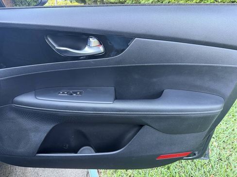 Used 2019 Kia Forte S FWD image 24