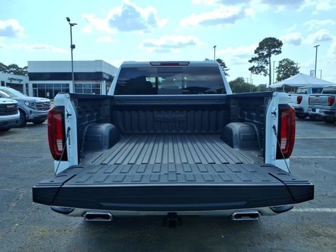 New 2026 GMC Sierra 1500 SLT w/ SLT Premium Plus Package AWD/4WD image 6