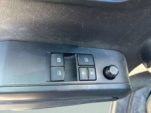 Used 2021 Toyota Tacoma SR AWD/4WD image 16