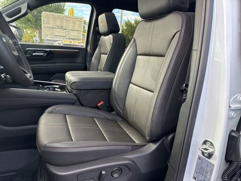 New 2026 Chevrolet Suburban High Country image 27