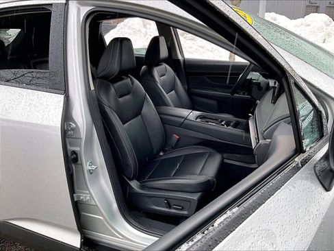 Certified 2025 Nissan Murano SV image 11