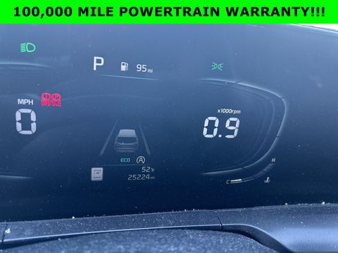 Used 2024 Kia Telluride S image 25