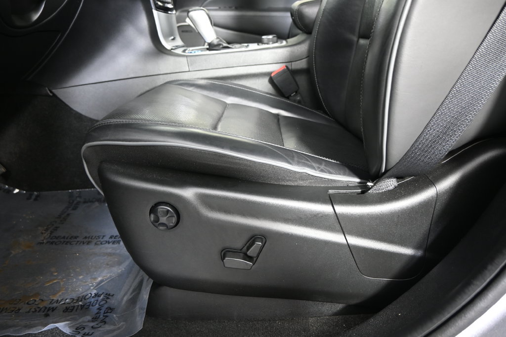 Used 2021 Jeep Grand Cherokee Summit AWD/4WD image 22