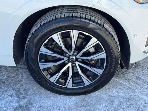 Used 2023 Volvo XC60 B5 Plus w/ Climate Package image 6