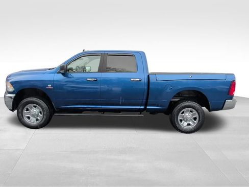 Used 2015 RAM 2500 SLT w/ Luxury Group image 2