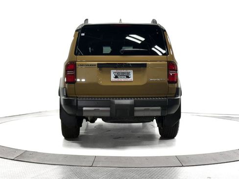 Certified 2024 Toyota Land Cruiser image 9