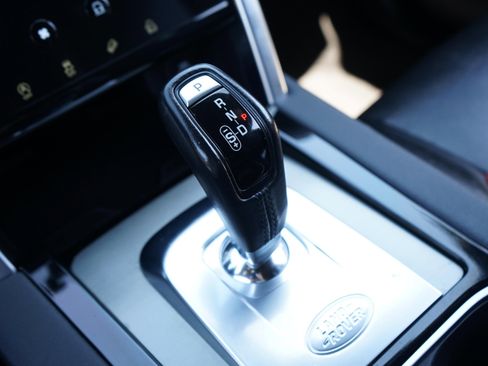 Used 2021 Land Rover Discovery Sport S R-Dynamic AWD/4WD image 19