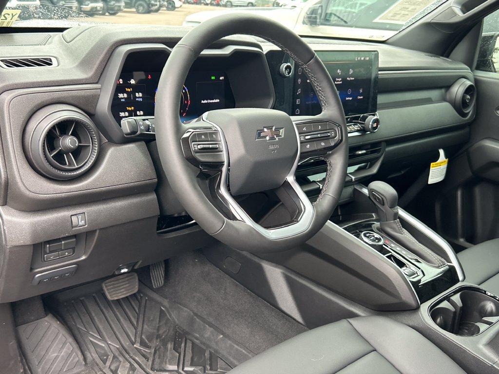 New 2026 Chevrolet Colorado Trail Boss w/ Off-Road Front Bumper Package AWD/4WD image 5
