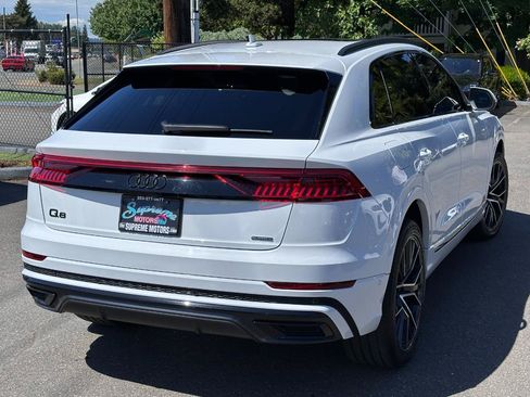 Used 2022 Audi Q8 Premium Plus AWD/4WD image 8