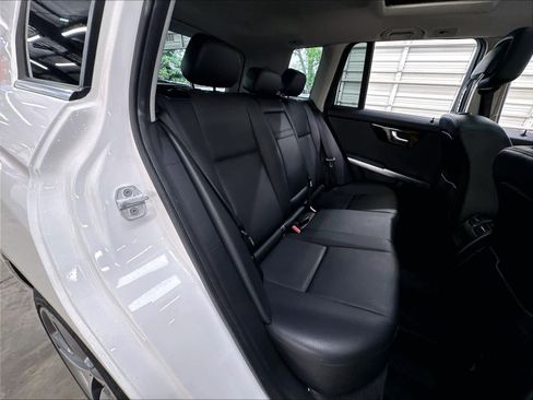 Used 2013 Mercedes-Benz GLK 350 2WD image 27