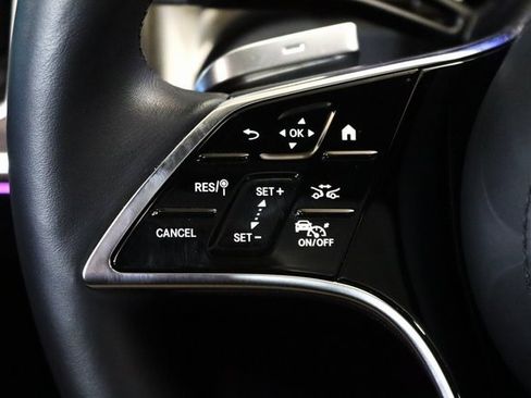 Used 2022 Mercedes-Benz S 500 4MATIC image 4