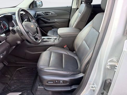 Used 2021 Chevrolet Traverse Premier w/ Redline Edition AWD/4WD image 23