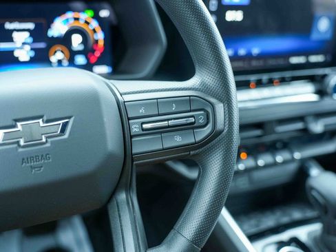 Used 2024 Chevrolet Colorado Trail Boss w/ LPO, Dark Essentials Package image 28