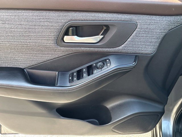 Certified 2023 Nissan Rogue SV AWD/4WD image 18