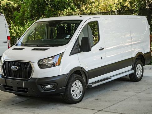 Used 2025 Ford Transit 250 Low Roof w/ Exterior Upgrade Package RWD image 3