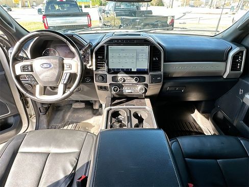 Certified 2022 Ford F250 Lariat w/ Lariat Ultimate Package image 3