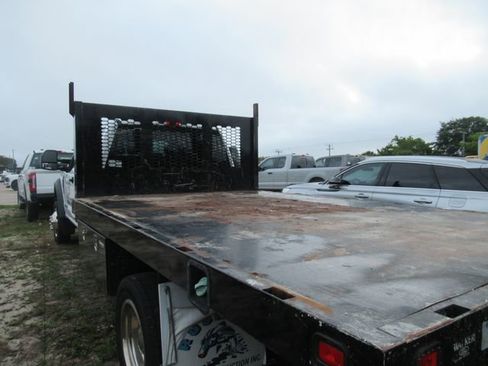 Used 2021 Ford F550 4x4 Crew Cab Super Duty image 4