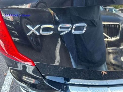 Certified 2024 Volvo XC90 B6 Plus w/ Protection Package Premier image 10