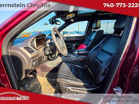 Used 2017 Jeep Grand Cherokee Limited w/ Luxury Group II AWD/4WD image 16