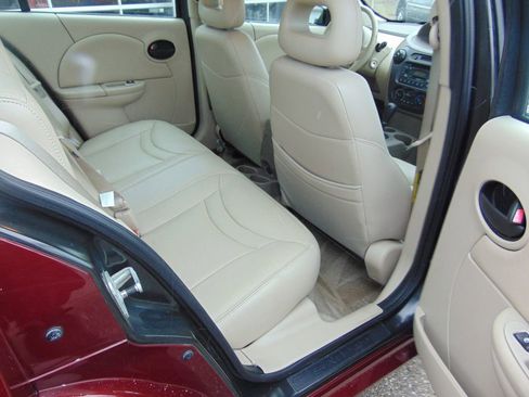 Used 2003 Saturn ION Level 3 image 4