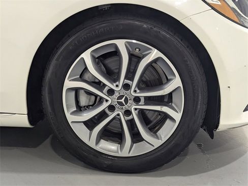 Used 2018 Mercedes-Benz C 300 Sedan image 27