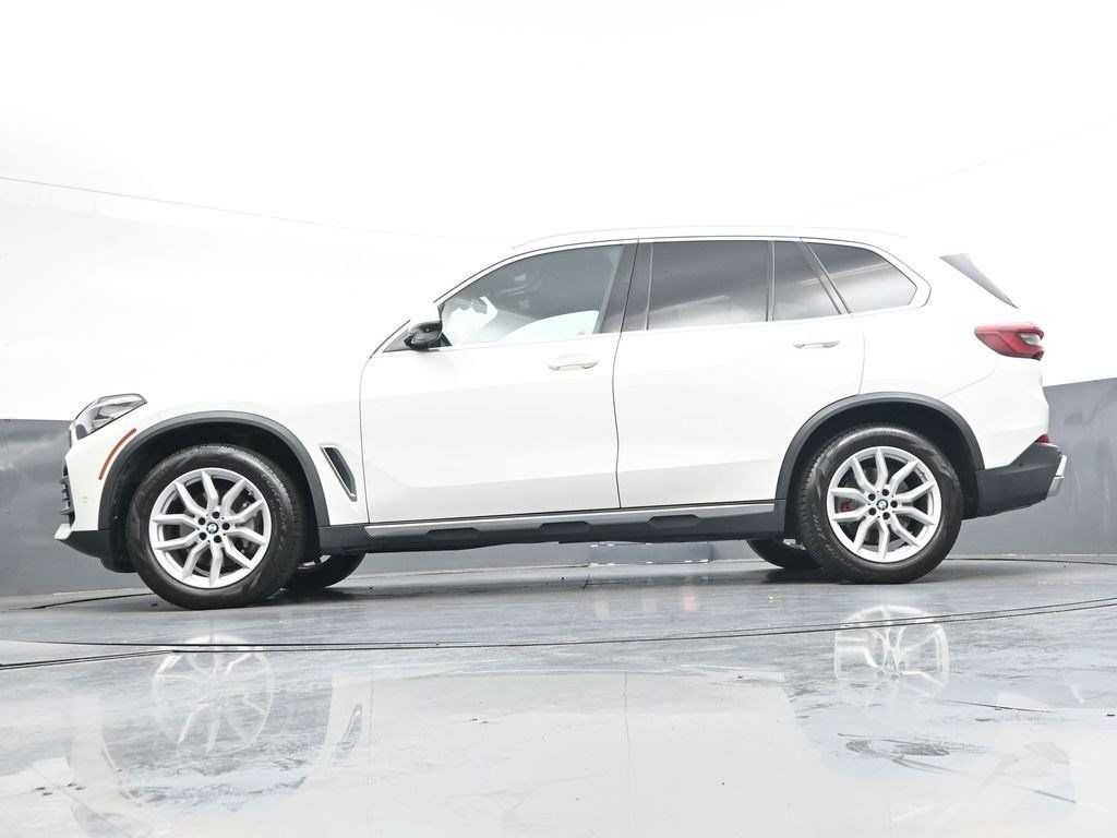 Used 2019 BMW X5 xDrive40i w/ Convenience Package AWD/4WD image 32