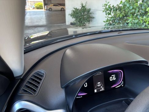 Used 2025 Kia Soul LX w/ LX Technology Package FWD image 32